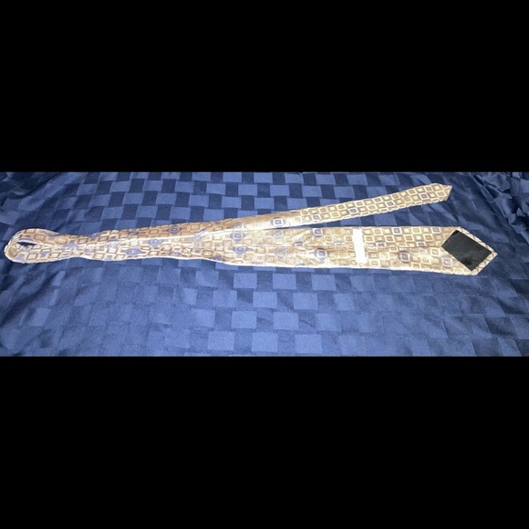 Michael Kors Tie - Picture 5 of 5